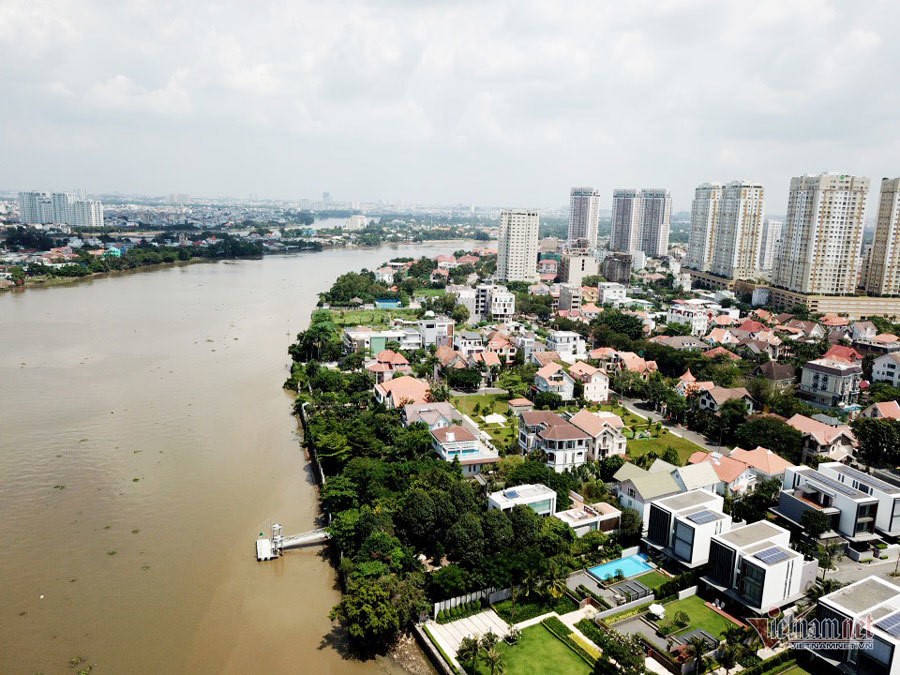 Sông Sài Gòn chảy quanh khu Thảo Điền
